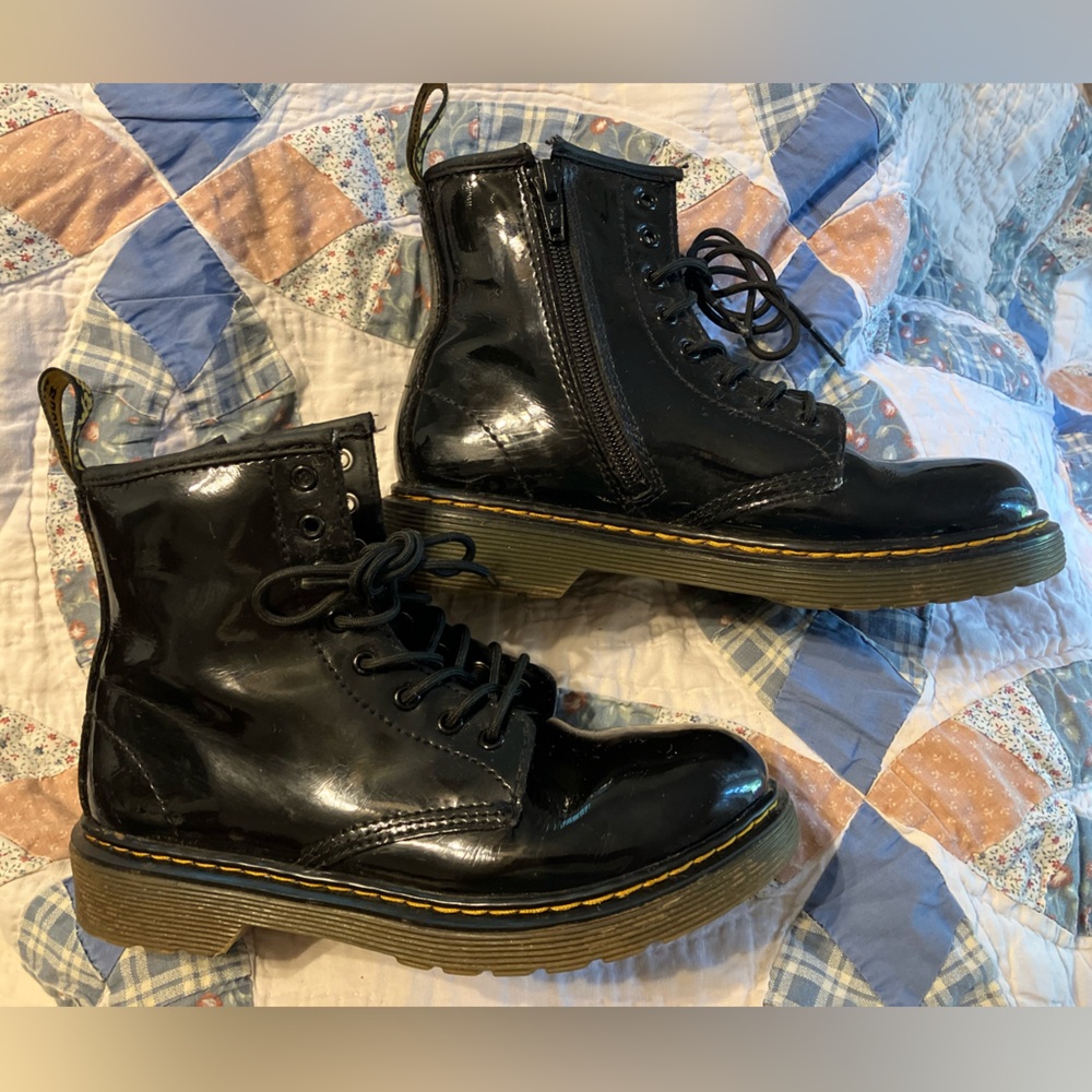 Kids Dr Martens size 2